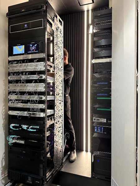Denote Server Rack Equipment Room Kings Build Sydney New South Whales Australia